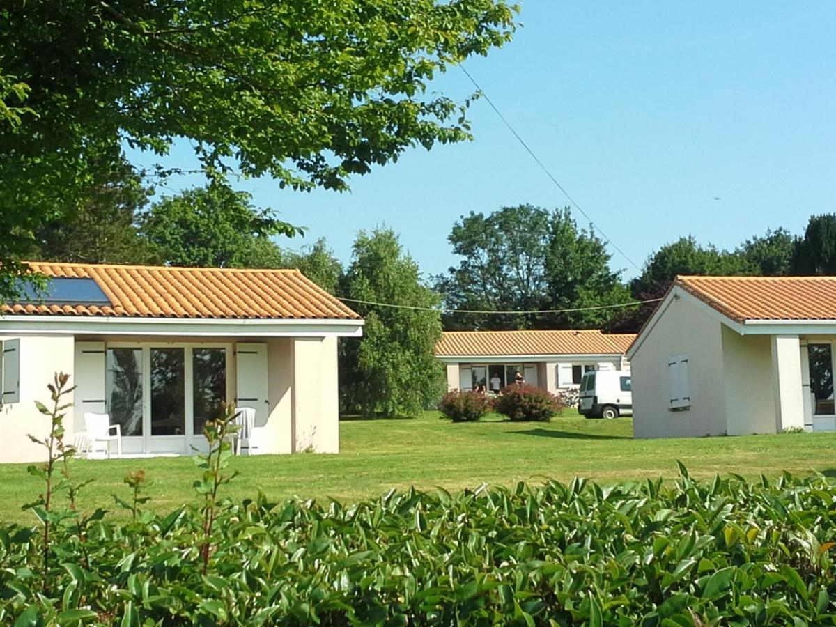 Hotel Olydea Le Lambon - Prailles-La-Couarde Exterior foto